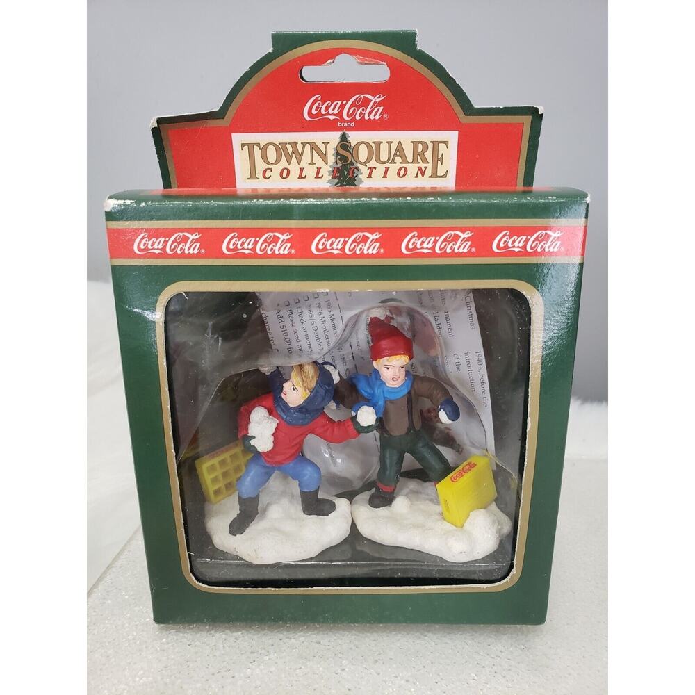 COCA COLA TOWN SQUARE ACCESSORY BOYS ARE BOYS THE SNOWBALL FIGHT
